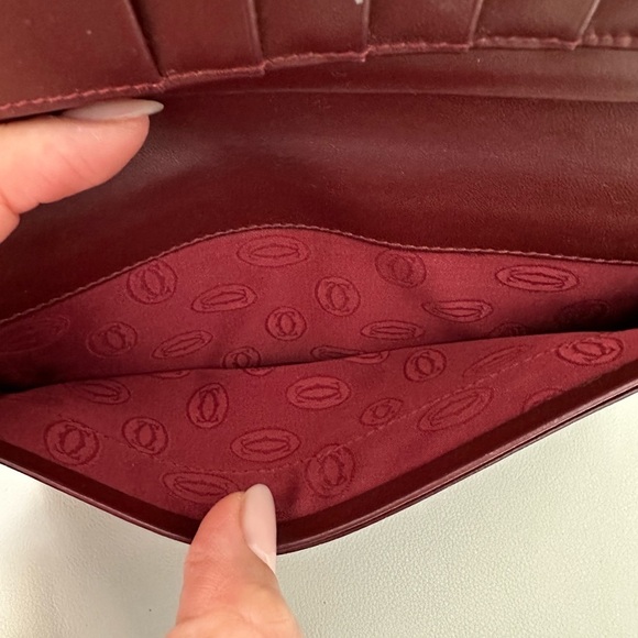 Must De Cartier Leather Bifold Long Wallet - Picture 9 of 13